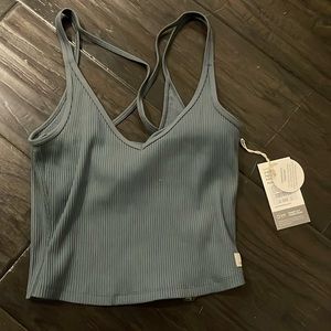 NWT-Vuori Rib crop tank (small) color stone